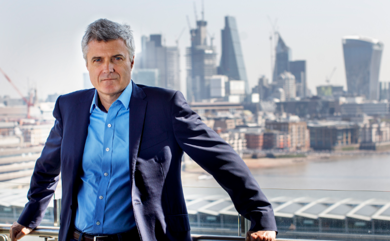 Achterblijvende groei WPP leidt tot acute stop op aanname nieuw personeel