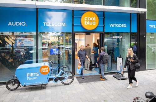 Coolblue opent XXL winkel in Tilburg
