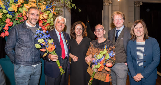SIRE oprichters Frits Baylé en Paul Mertz Ridder in de Orde van Oranje Nassau