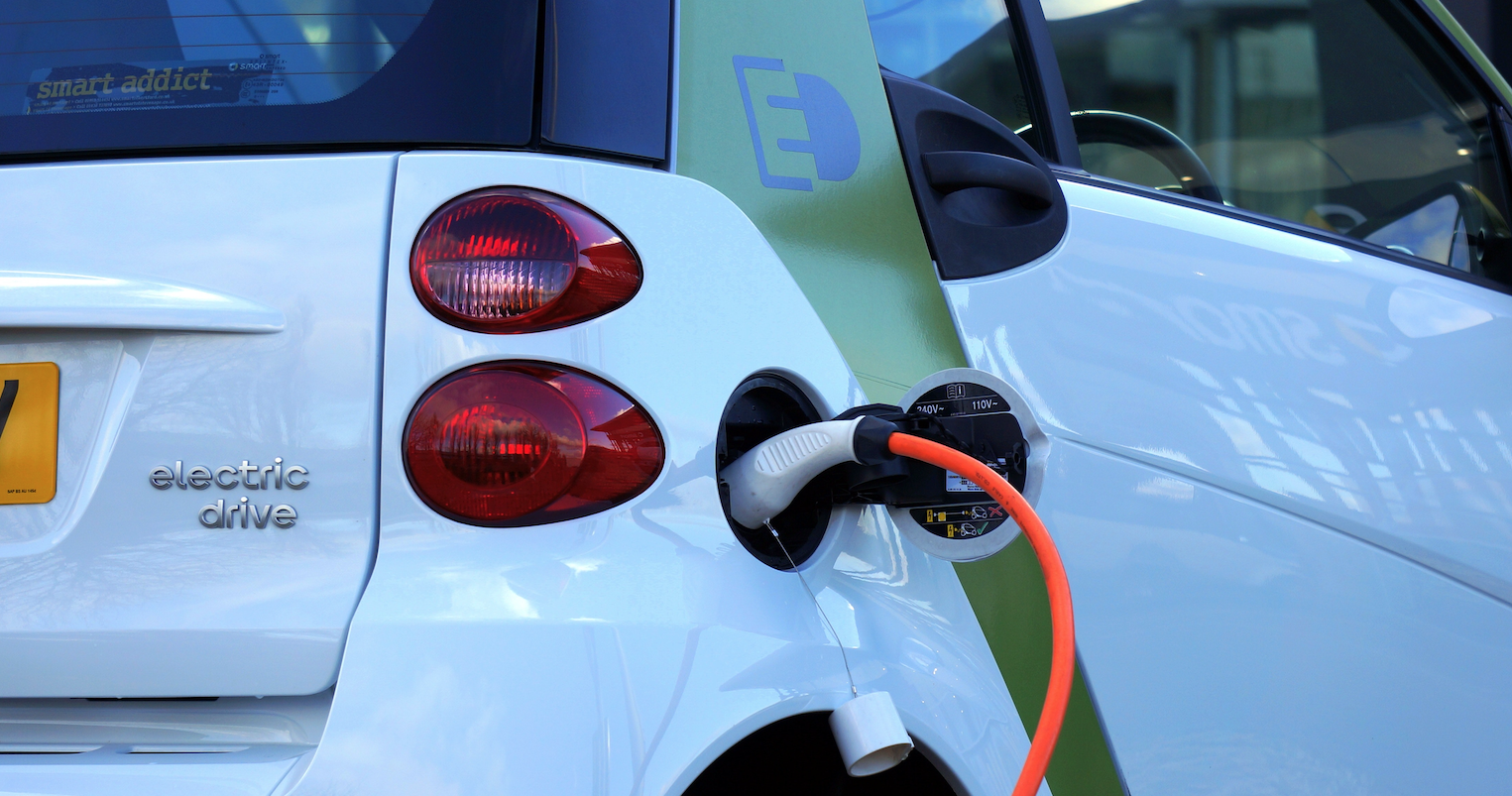Nederland kiest steeds vaker voor hybride en elektrisch rijden