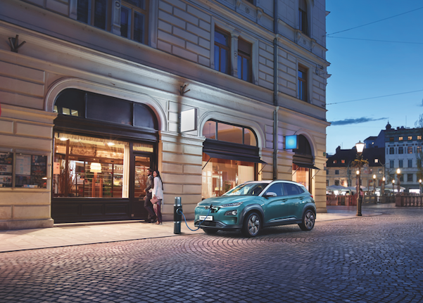 Hyundai opent pop-up store in Batavia Stad Fashion Outlet
