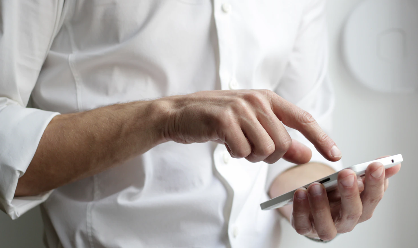 Start-up helpt ondernemers met digitale formulieren