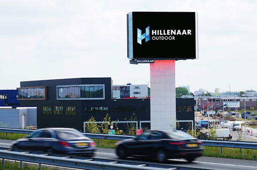 Hillenaar Outdoor focust volledig op digitale masten en verkoopt abri netwerk